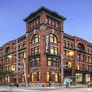 Hotel Gladstone House